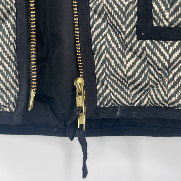 J Crew Factory Excursion Herringbone Vest - Small - Picture 3 of 10